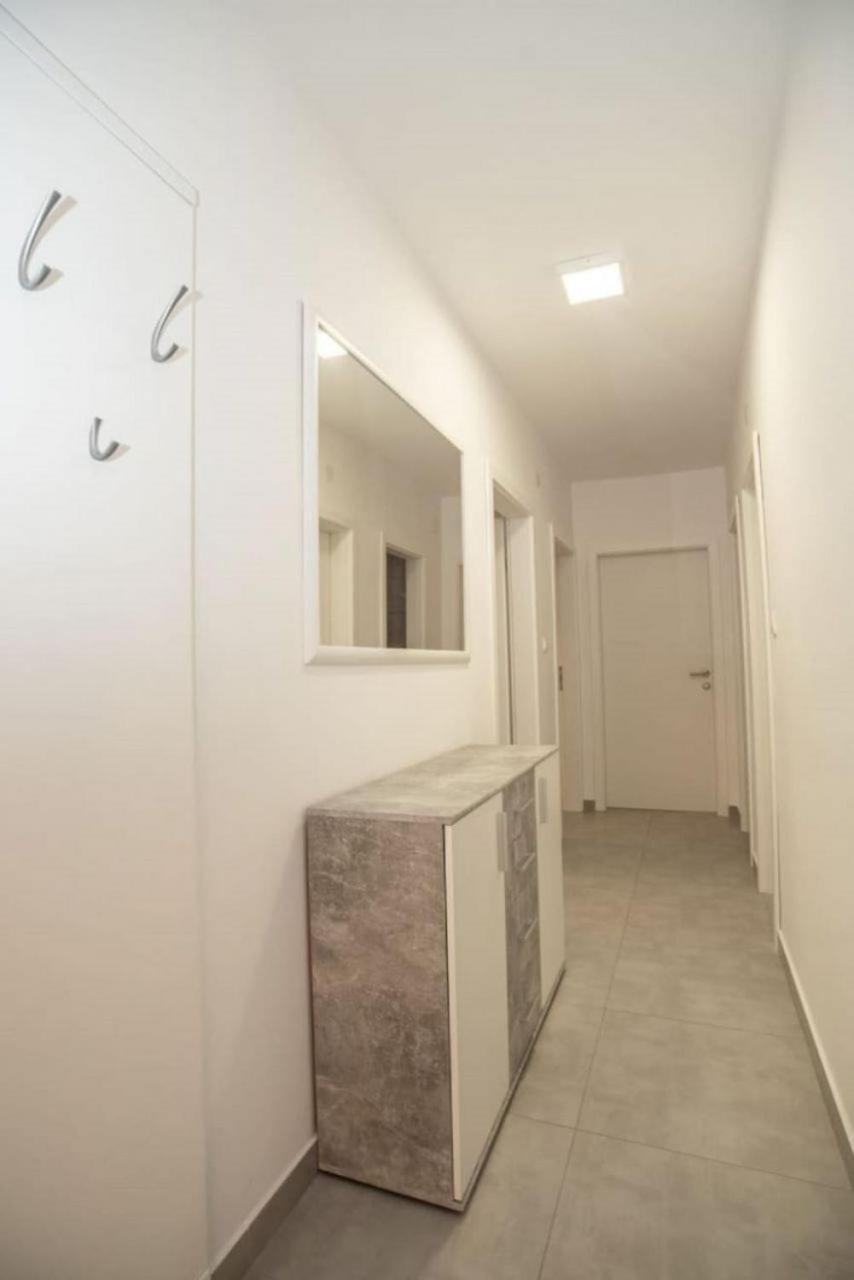 Apartments Andelko - Air Condition Baska Voda Exterior photo
